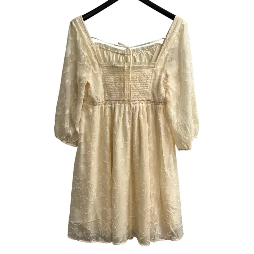 Torrid Dress 0 L Ivory Chiffon Textured Floral Mini Milkmaid Smocked Feminine‎